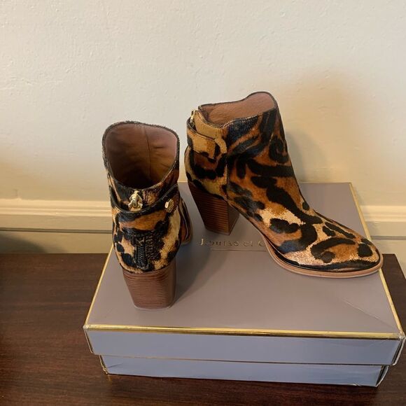 Louise et cie thisbee genuine calf hair upper leather lining bootie size 7 - Picture 11 of 16